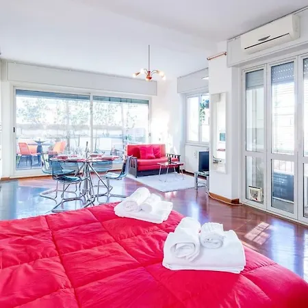 Duomo 10 Min Luxury • Terrazzo • Wi-fi • Netflix Διαμέρισμα *